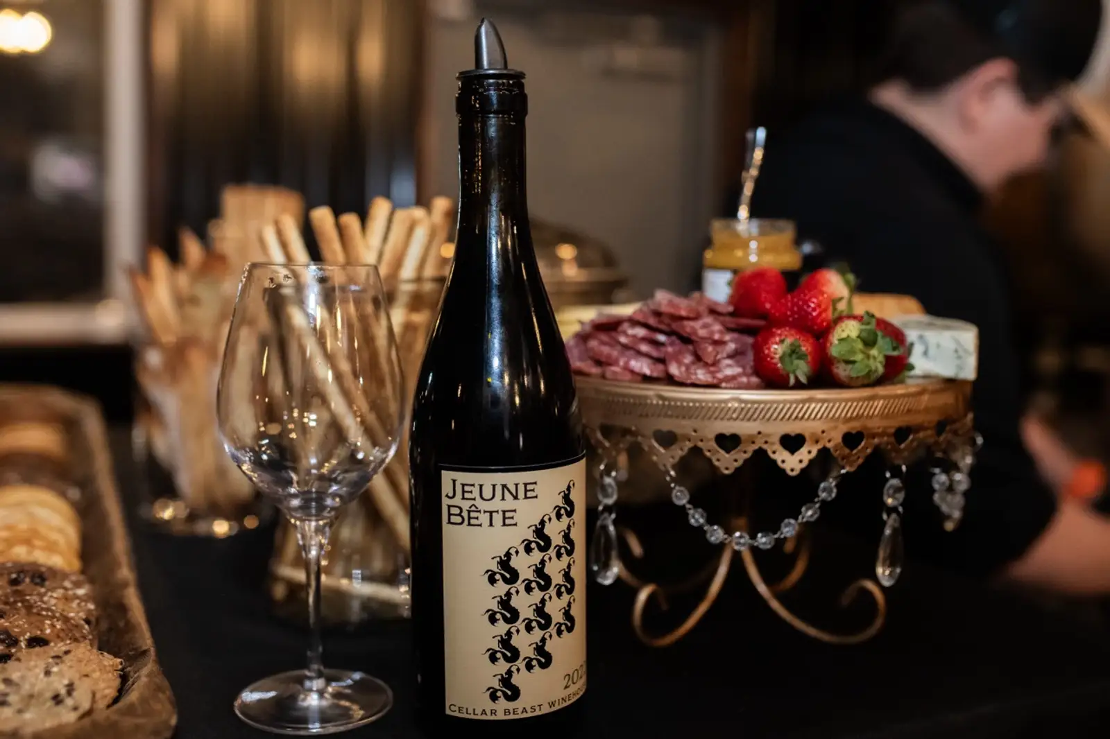 The World's Most Popular Red Blends: A Global Tour of Iconic Wines